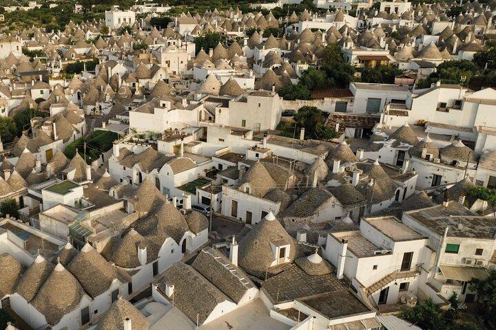 Alberobello Walking Tour with Audio and Written Guide by a Local