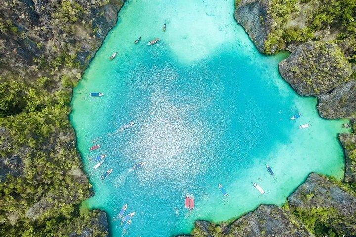 Phuket: Phi Phi Islands, Maya bay & Khai Island by Speedboat