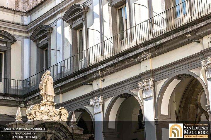 Royal Palace Napoli Guided Walk