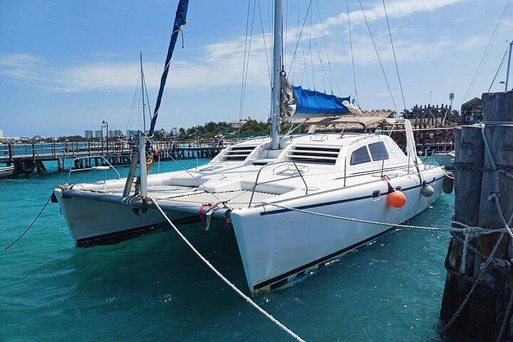 Caribbean Vibes Private Catamaran with Open Bar
