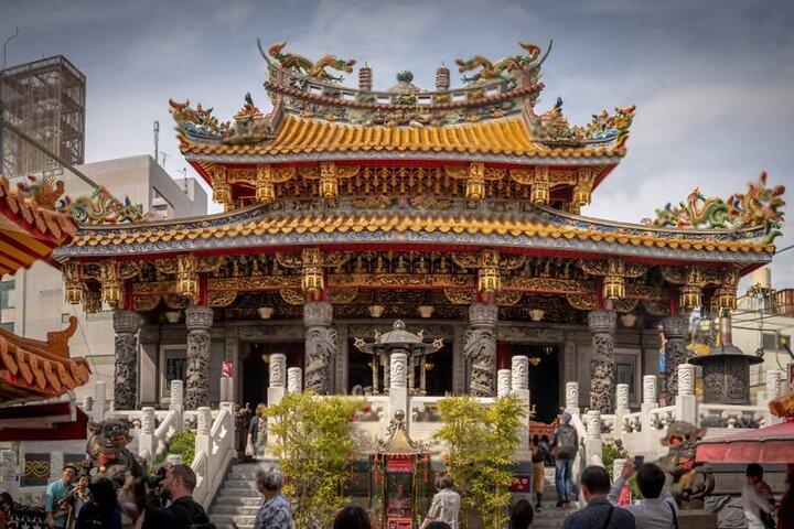 Tokyo: Yokohama Day and Night Tour with English Speaking Driver
