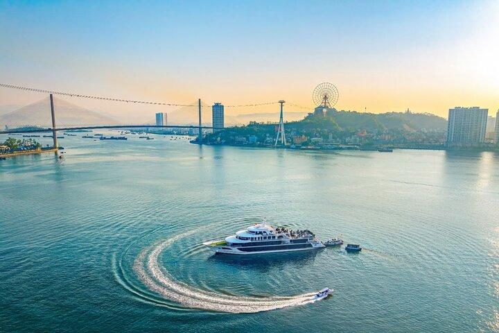 Halong Bay 5-Star Sea Octopus Cruise Pickup from Ha Long city