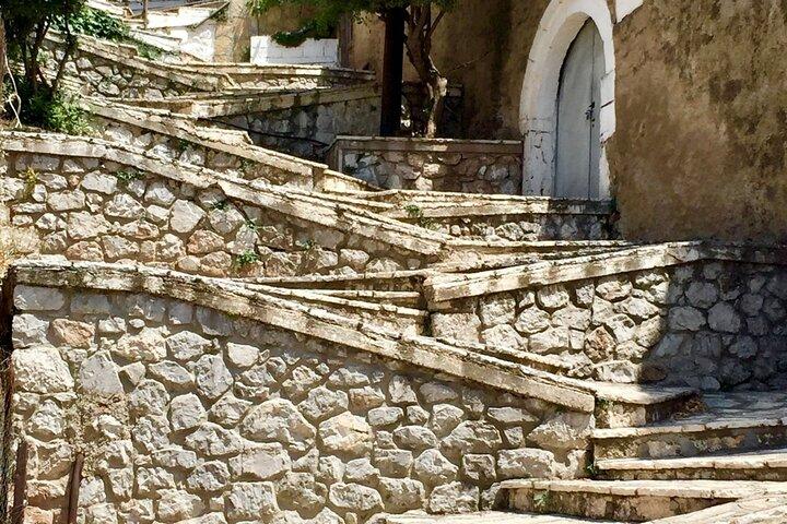 Delphi and Meteora Monasteries 2 Days Private Tour
