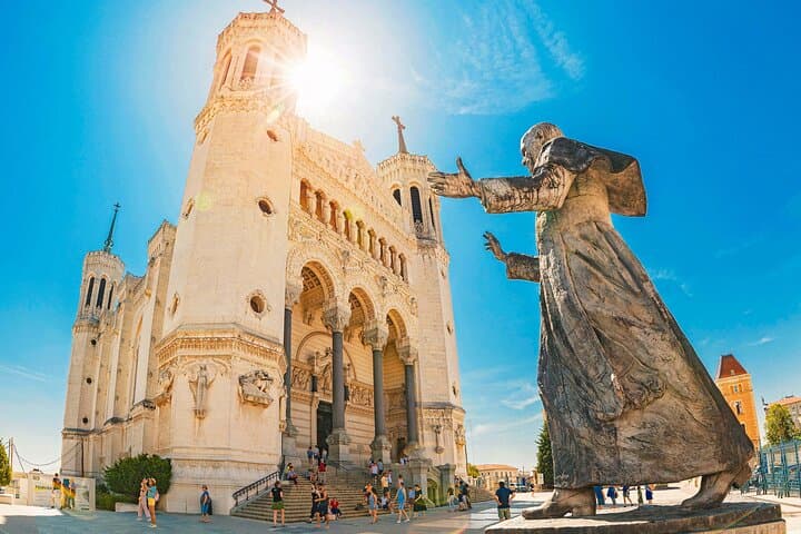 Lyon Walking Tour with Audioguide on Your Smartphone
