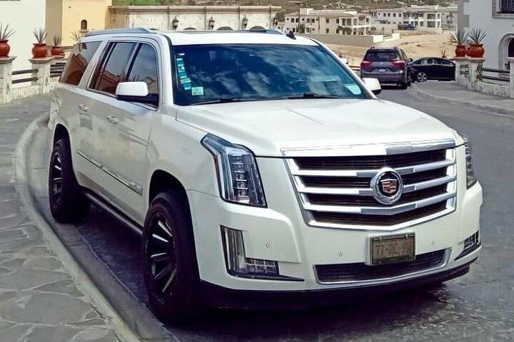 Roundtrip Luxury Private Airport and City Transfers.
