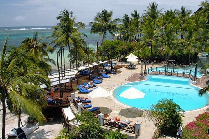 8-Day Memorable Bush and Beach Luxury Holiday Vacation