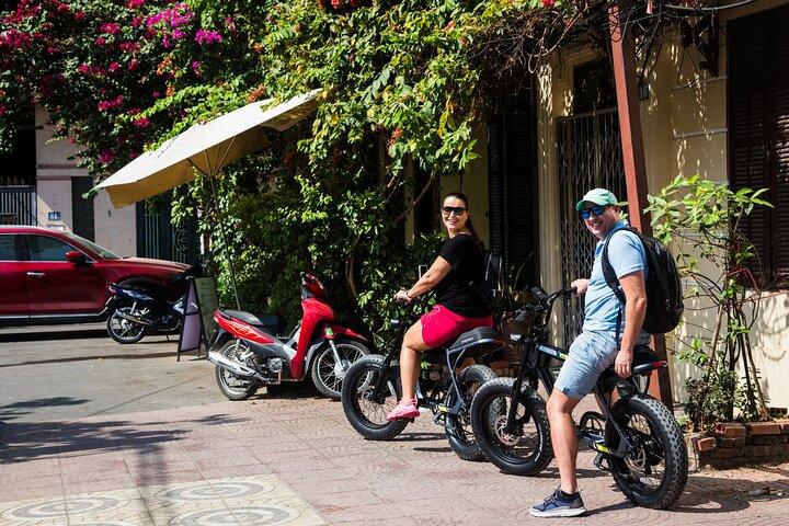 Hanoi E-Bike Tour - Where The Locals Live plus