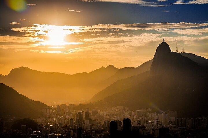 Private 30 min Helicopter Tour in Rio de Janeiro for 3 people