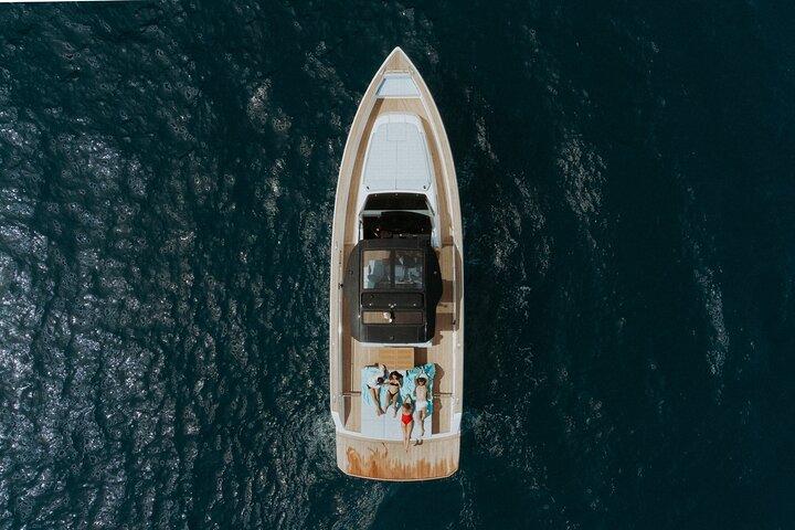 Capri Luxury Private Boat Tour from Capri or Napoli