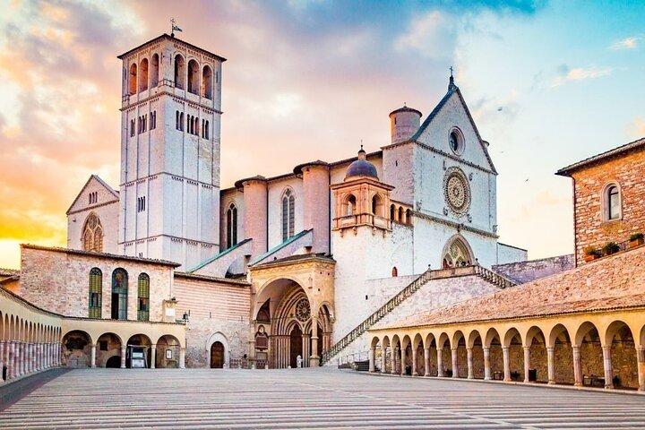 Private Day Trip from Rome: Assisi Orvieto and Carlo Acutis
