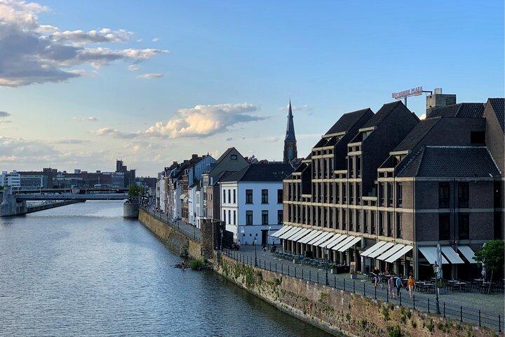 Maastricht Scavenger Hunt & Highlights Self-Guided Walking Tour
