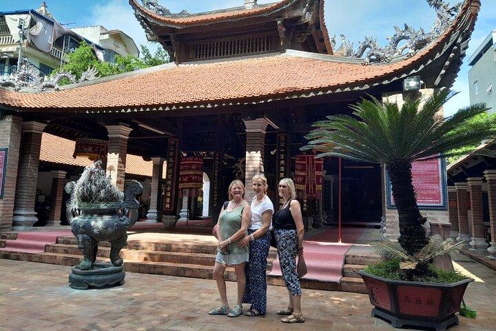 Ha Noi: Van Phuc Silk Weaving Half-day Tour