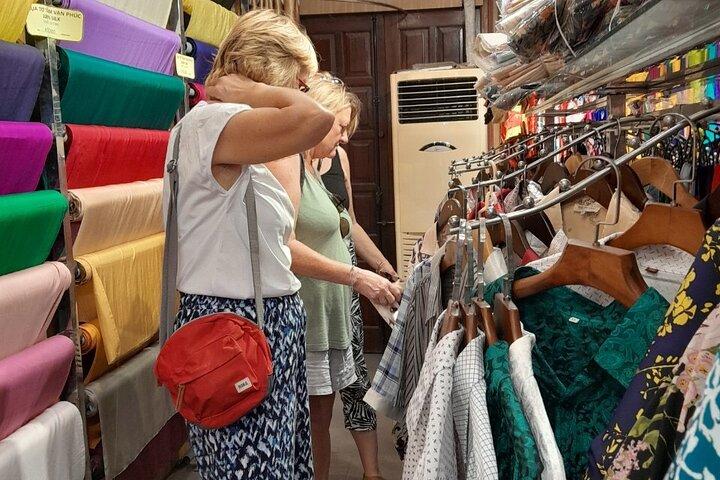 Ha Noi: Van Phuc Silk Weaving Half-day Tour