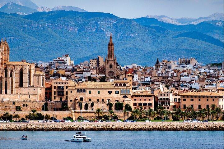 Palma de Mallorca: Walking Tour, Cathedral & Local Tasting