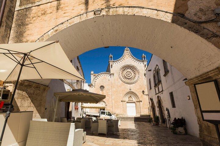 Valle d'Itria Tour: Polignano, Ostuni e Locorotondo, da Bari