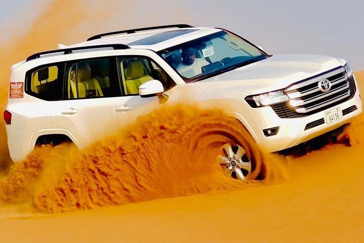 Premium Desert Safari Dubai With BBQ – Buffet Dinner