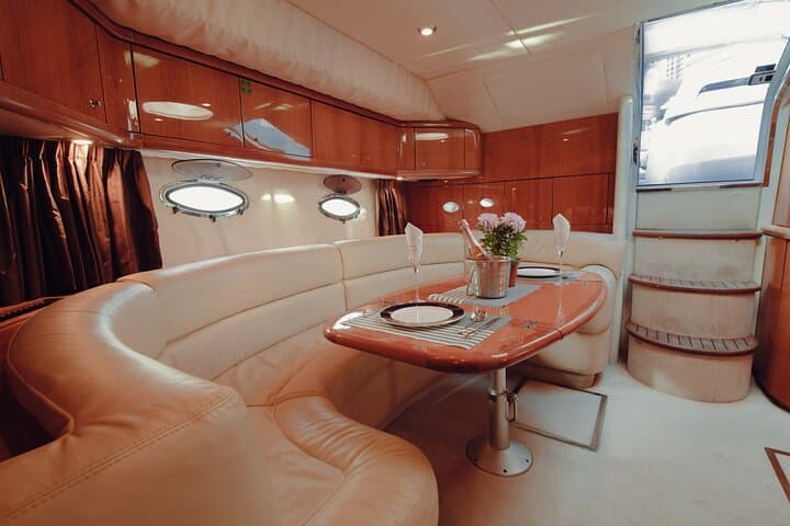 Private Boat Cruise from Dubai Marina up to 12 people