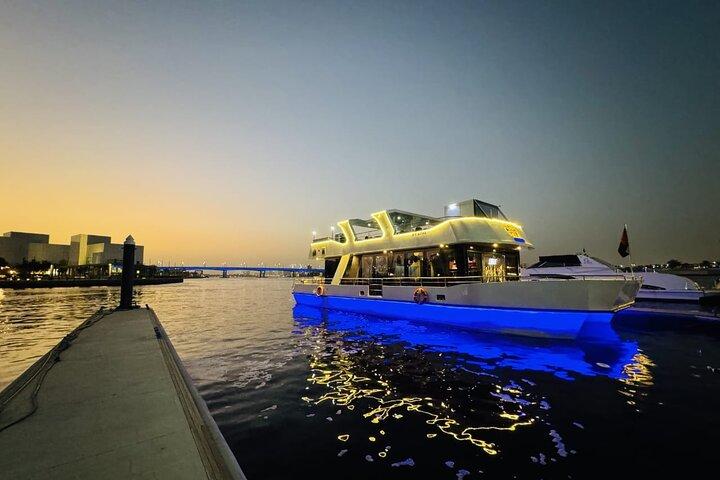 Dubai Water Canal Modern Yacht Cruise: Luxury, Scenic Views Await