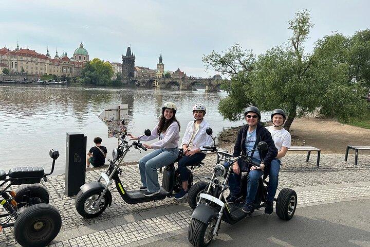 Prague Trike & e-Scooter Tour: Castle Viewpoints & Charles Bridge