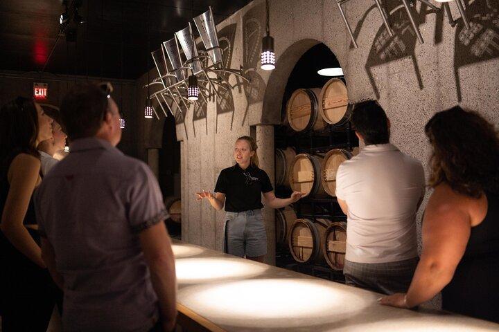Niagara-on-the-Lake Wine Tour with Tastings