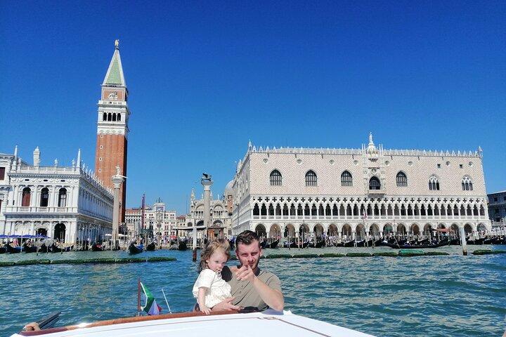Private Boat Experience: Discover Venice from the Water