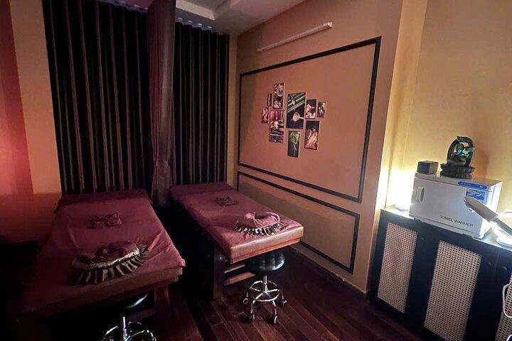 60 minutes Body Massage with Ginger Oil