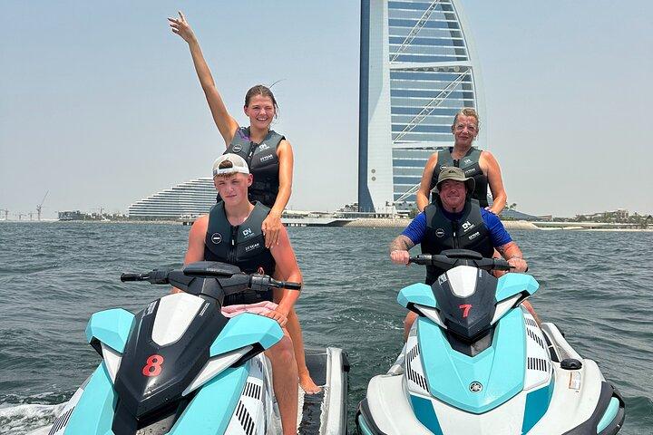 Dubai Jet Ski for 2. Yamaha 1050cc + Free Photos & Videos