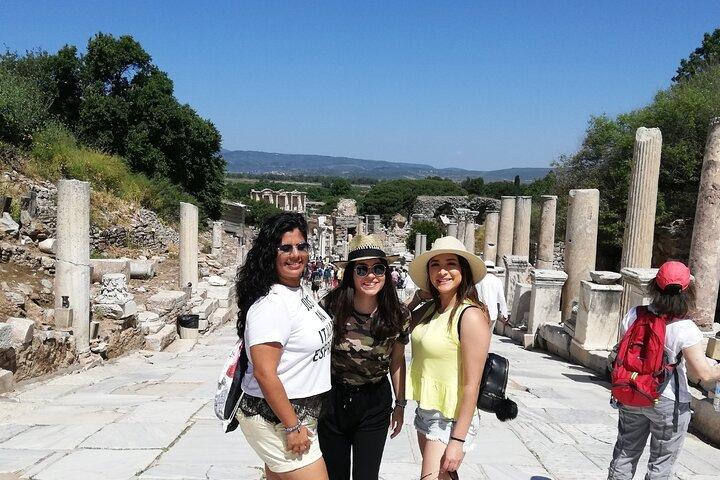 FOR CRUISER :Private Ephesus Tour and Biggest Aquapark of Turkey