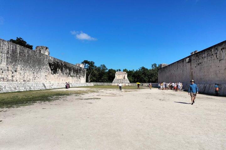Adventure in Chichen Itza, Cenote Ik'Kil and Valladolid