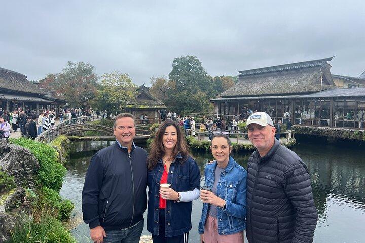 Fuji and Hakone Private Tour with English Guide and Photography