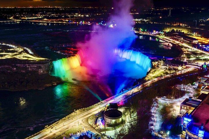 Toronto: Niagara Falls Night Tour, Boat, Journey, Dinner & Tower
