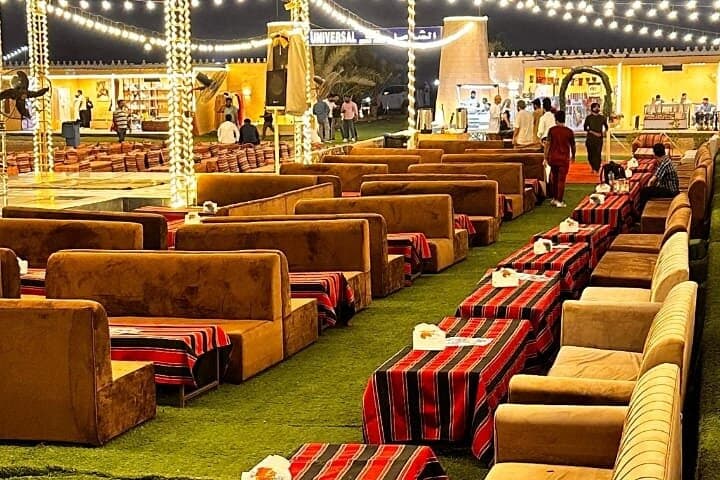VIP Red Dune Safari with Pick/Drop BBQ Dinner Camelride sandbord.