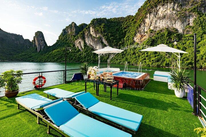 Luxury Day Trip to Halong Bay from Hanoi on Traditional Cruise