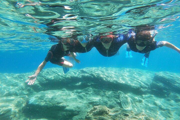 Heraklion: Boat safari with guided snorkeling/ diving tour.