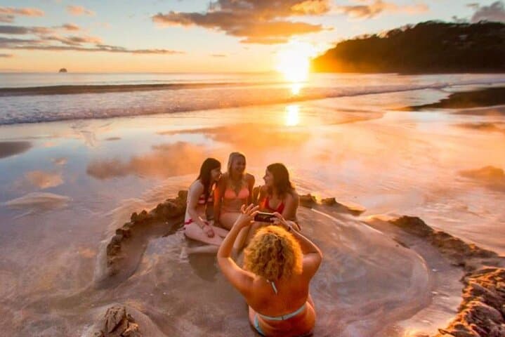 Private Tour: Cathedral Cove, Zipline and Glass Bottom Boat