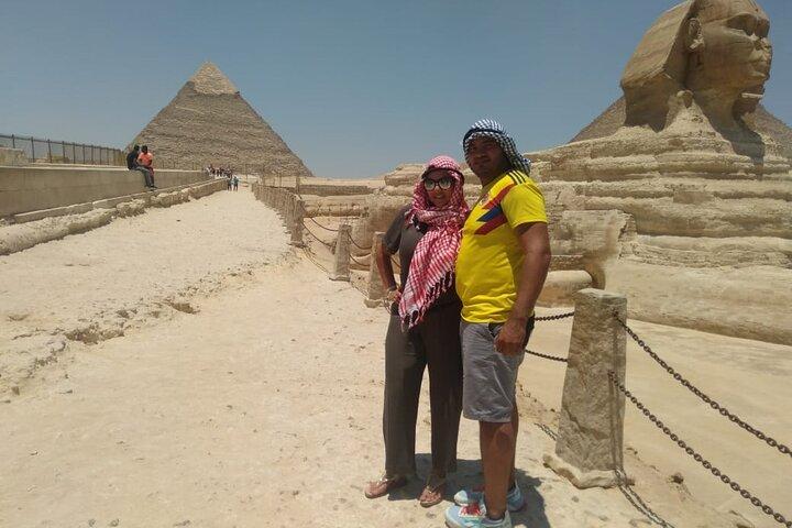 Private Giza Pyramids, Sphinx, Saqqara, and Memphis Full-Day Tour