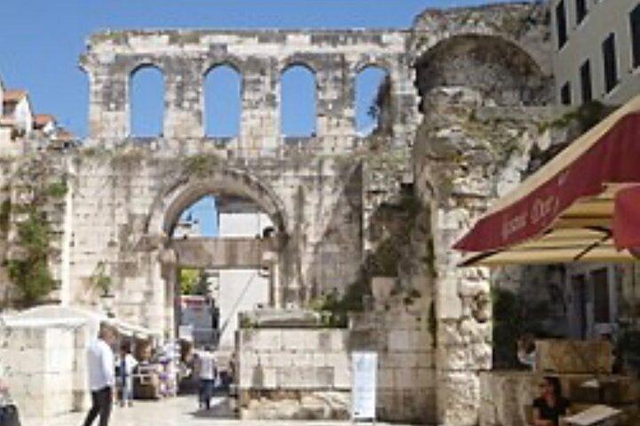 Dubrovnik to Split Private Tour with Transfer