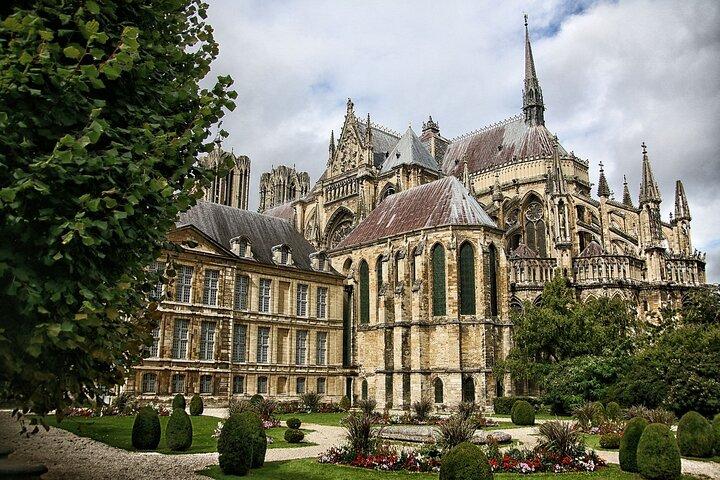 Reims : Private Guided Tour of the Champagne's capital