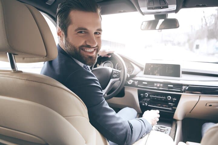 Private transfer from Naples to Amalfi, 2h of sightseeing stop