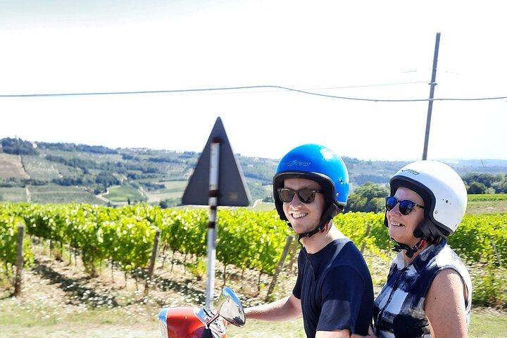Florence Vespa Tour as a Passenger, max 6 people + Wine Window!