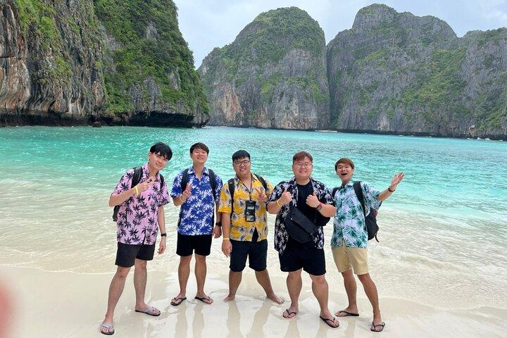 Phi Phi Islands Premium Speedboat Adventure Day Tour from Phuket