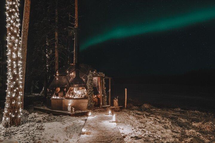 Northern Lights & Haute Cuisine**** Private Igloo Service