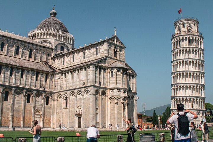 Livorno Florence and Pisa Low Cost Transfer