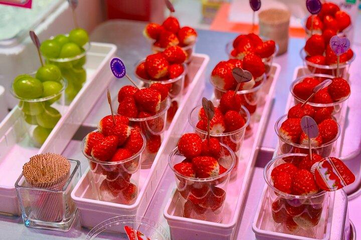 Kanazawa: 2-Hour Private Tour of Omicho Market with Tastings