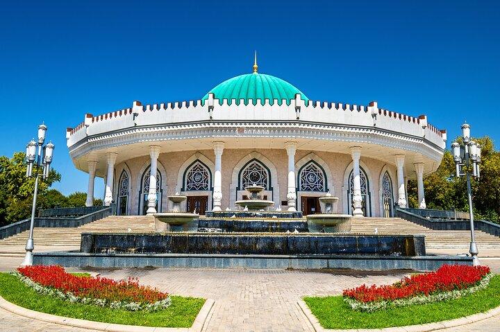 Tashkent Private Full-Day City Tour on a Premium Car