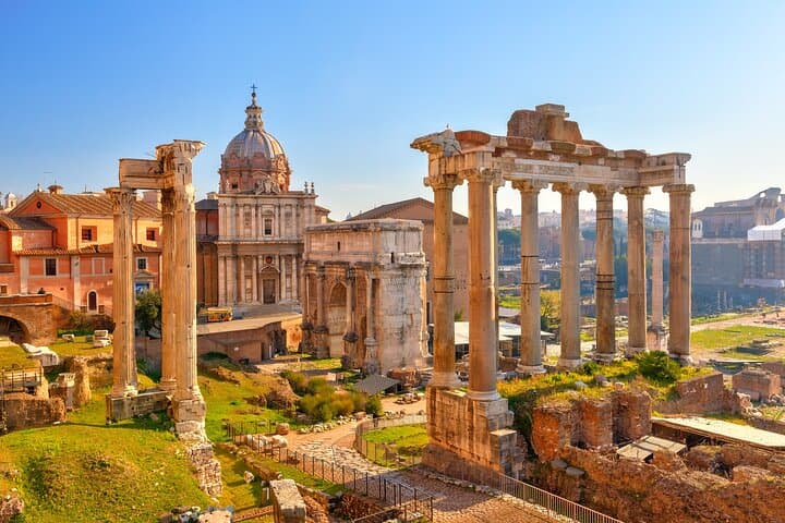 Private direct transfer from Naples to Rome