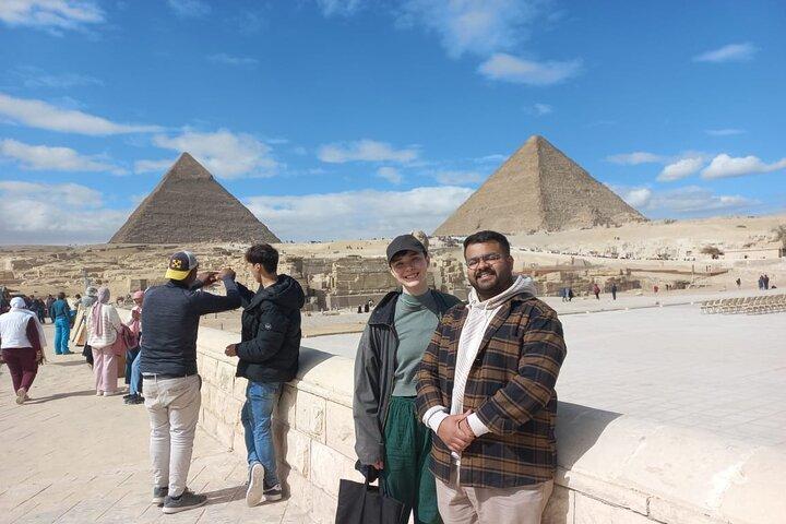 Private Day Tour to Giza Pyramids , Saqqara and Dahshur