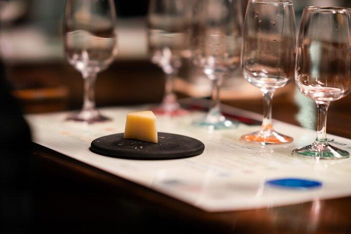 Queso y Vino: (Wine and cheese tasting)
