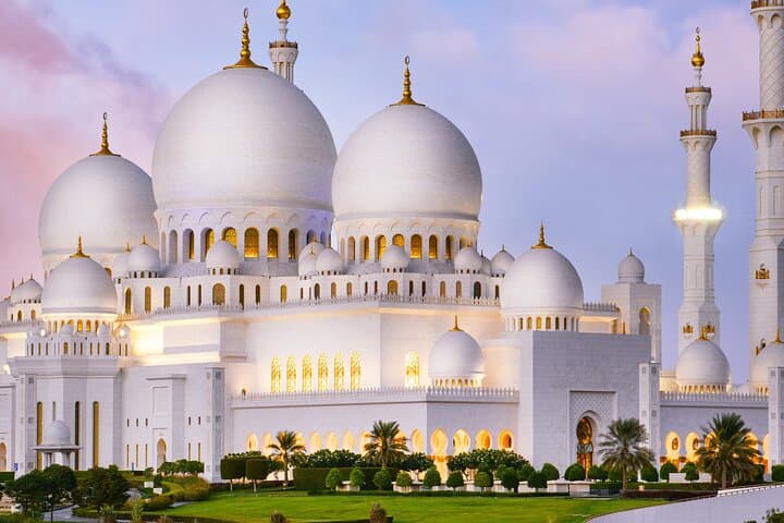 Abu Dhabi Full-Day Sightseeing Tour from Dubai
