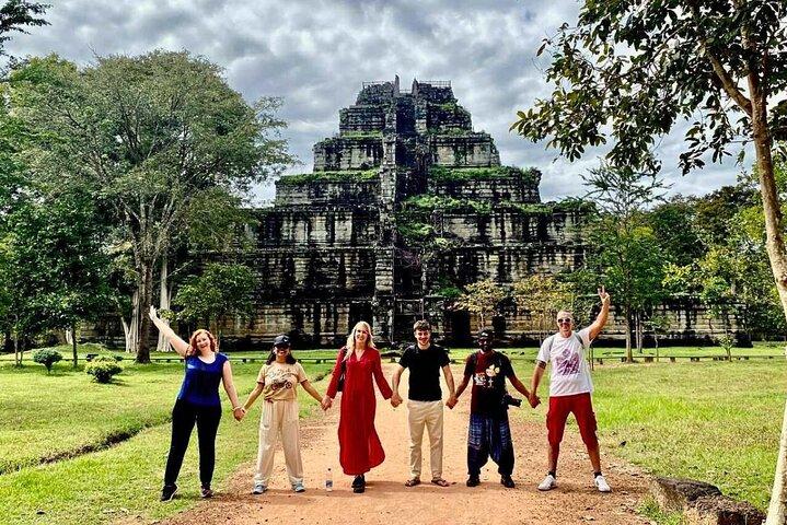 Excursion Koh Ker and Beng Mealea Temples Day Tour